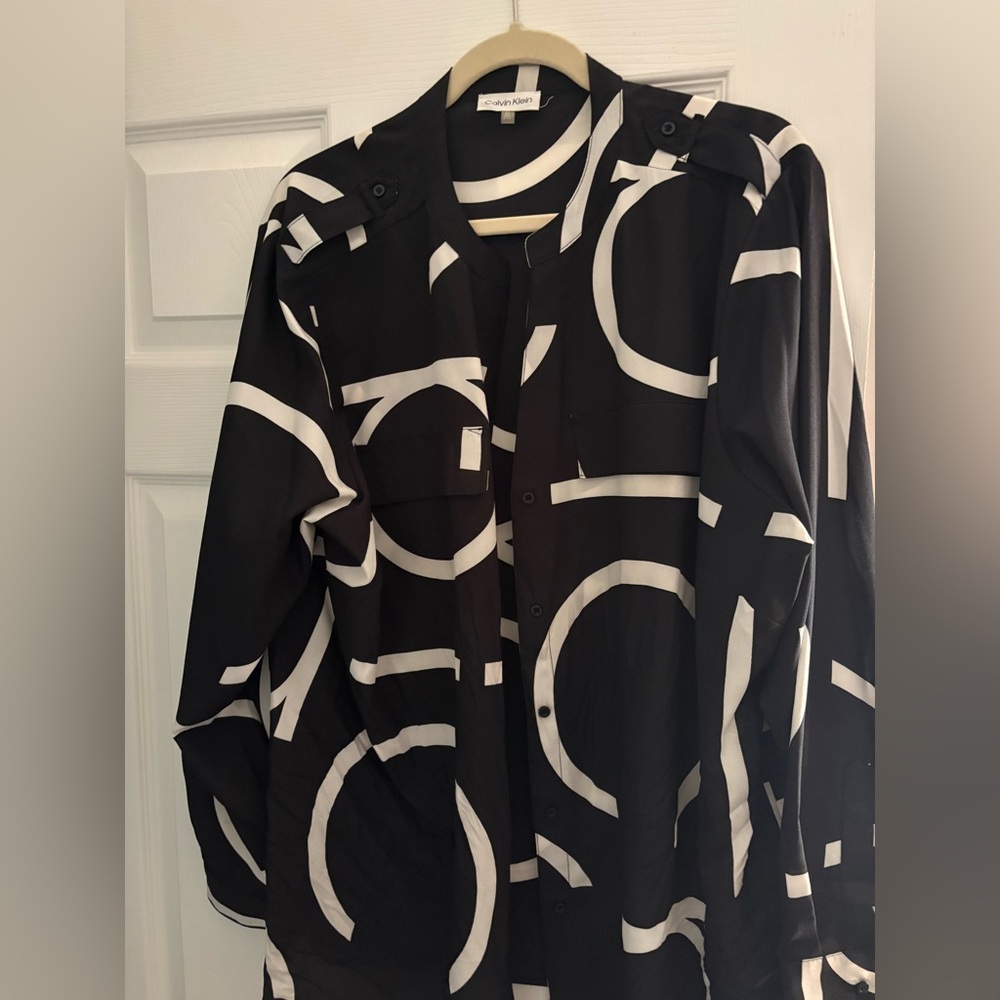 Calvin Klein woman’s button up